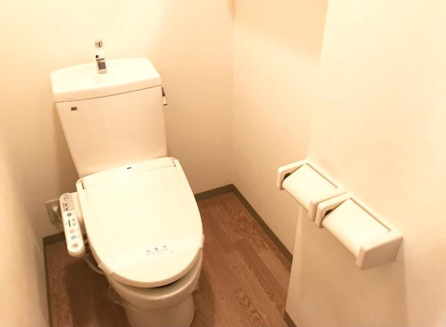 【トイレ】 | Ｌａ　ｆｒｏｎｔｅｒａ | シャワー付トイレ