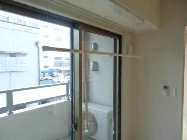 アルストロメリアの設備|室内物干し