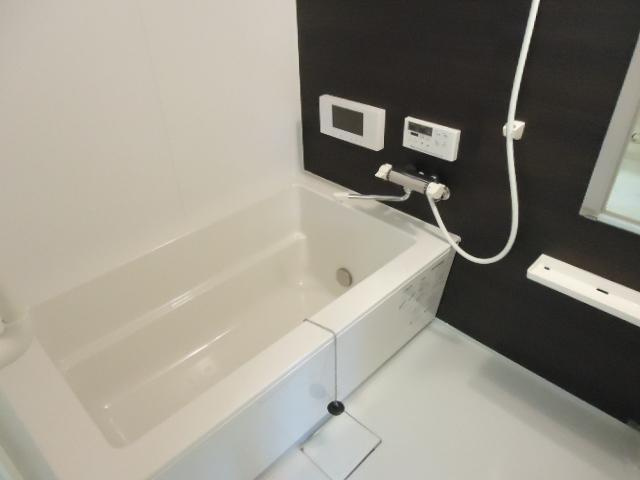 アルストロメリアの浴室|バス