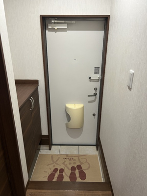 シューズボックスが付いている玄関