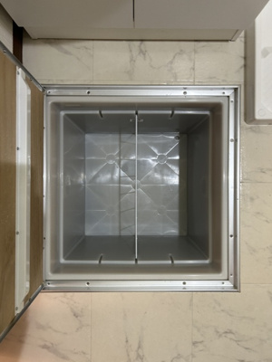 洋室4.4帖　東南向きの部屋です。