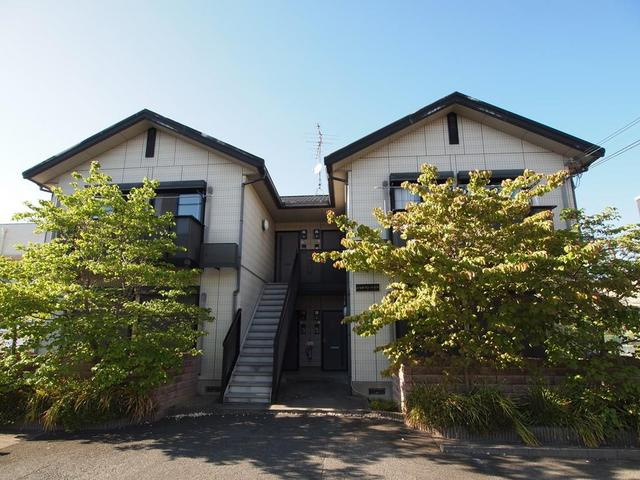 シャルマンハイツの外観