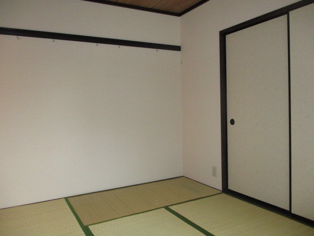 グリーンハイツ1号館の居間・リビング