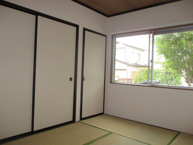 グリーンハイツ1号館の居間・リビング