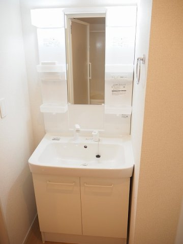 アロマ・フォーレⅤ　Ａの洗面所|使いやすい洗面所です