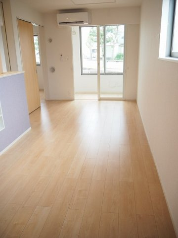 アロマ・フォーレⅤ　Ａの居間・リビング|おしゃれなリビングです