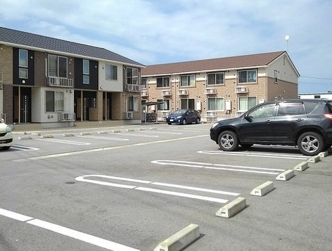 シャンティＢの駐車場|駐車場完備です