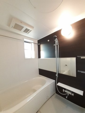 シャンティＢの浴室|お風呂です