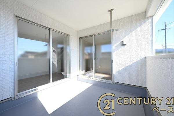 クレイドルガーデン石上町 ／新築一戸建のバルコニー|■現地撮影写真■日当たりのよいバルコニー！洗濯物もよく乾きます！