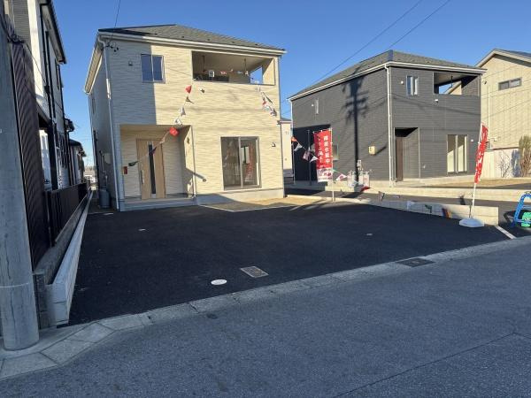 碧南市松江町第2　全4棟・1号棟の駐車場|３台駐車できます