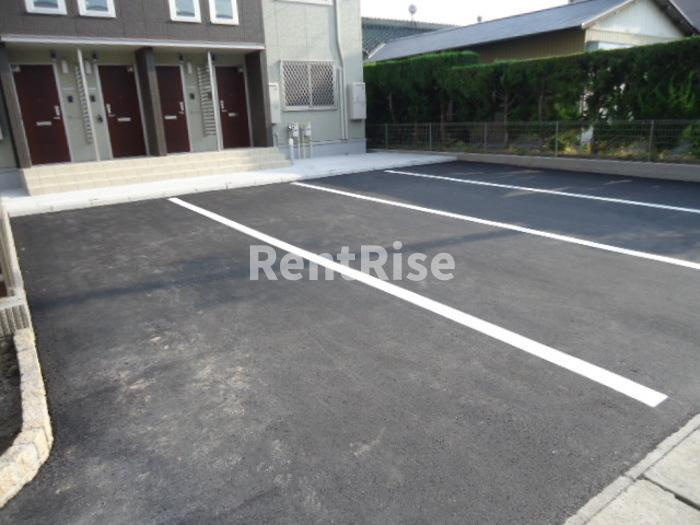 コージーハウス Ａの駐車場|駐車場