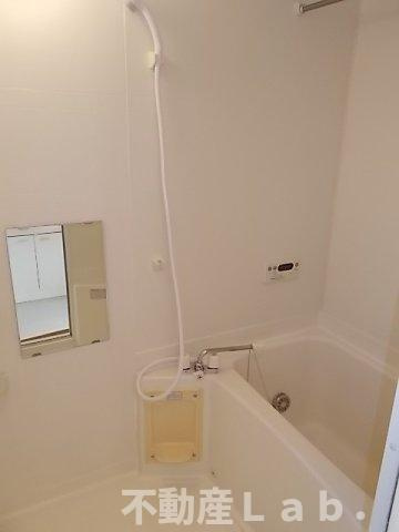 アーバン不知火Ⅷの浴室