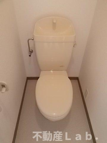 アーバン不知火Ⅷのトイレ