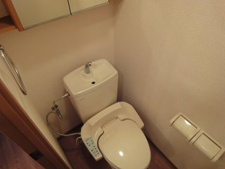 【トイレ】 | ティアラＢ | シャワー付トイレ