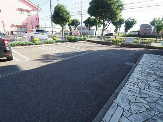 【駐車場】 | ドマーニⅠ | 駐車場完備です