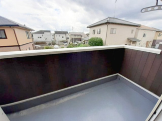 【バルコニー】 | アイランドヒルズ摩利山 | 陽当たり良好なバルコニーです