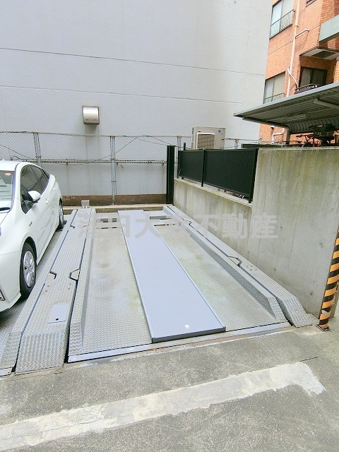 クレフォート大森の駐車場|機械式駐車場　空き状況サイズ詳細等お問合せ下さい。