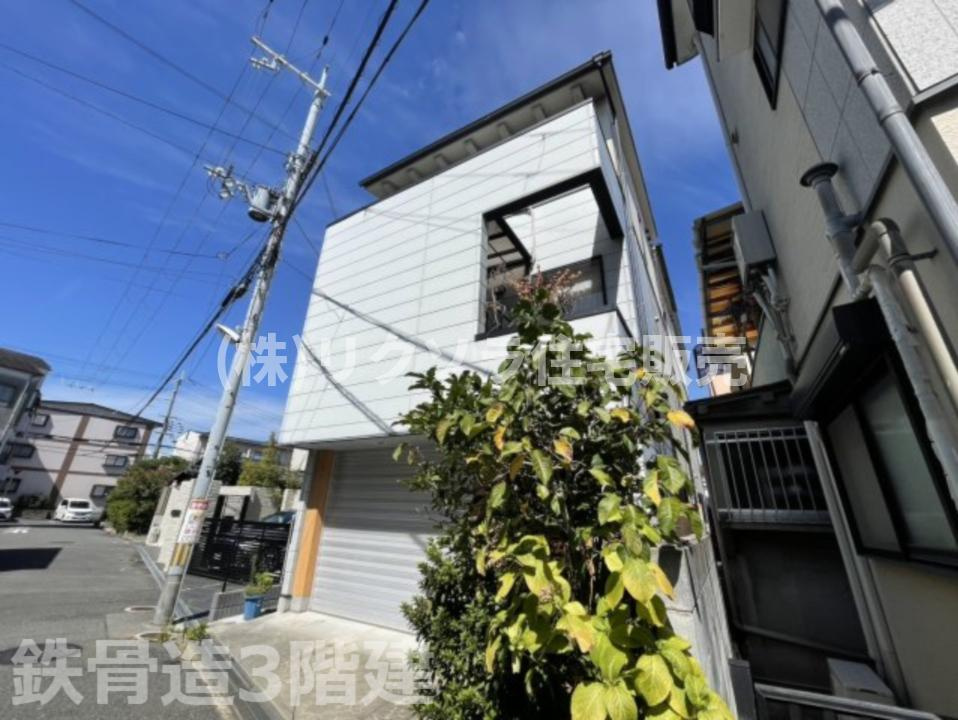 高柳4丁目　中古一戸建ての構造・工法・仕様|鉄骨造3階建
■物件内覧・資金計画相談・住宅ローン相談、リフォーム相談、お問合せ受付中■
※当日・翌日のご内覧、ご相談はお電話でのお問合せがスムーズです！