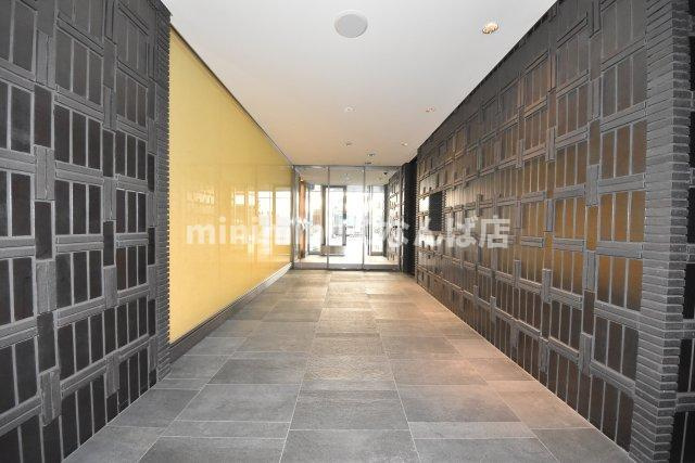 プレミアムコート阿波座WESTのエントランス