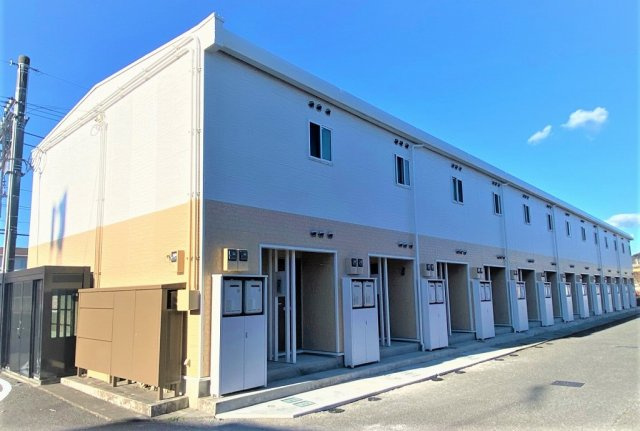 レオパレスｓｏｌｅｉｌ　総庭の外観|おしゃれな外観です