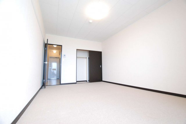 レオネクスト希望の居間・リビング|同タイプ写真の為、現況優先。