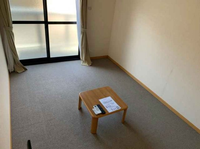 レオパレス彩の居間・リビング|居間です