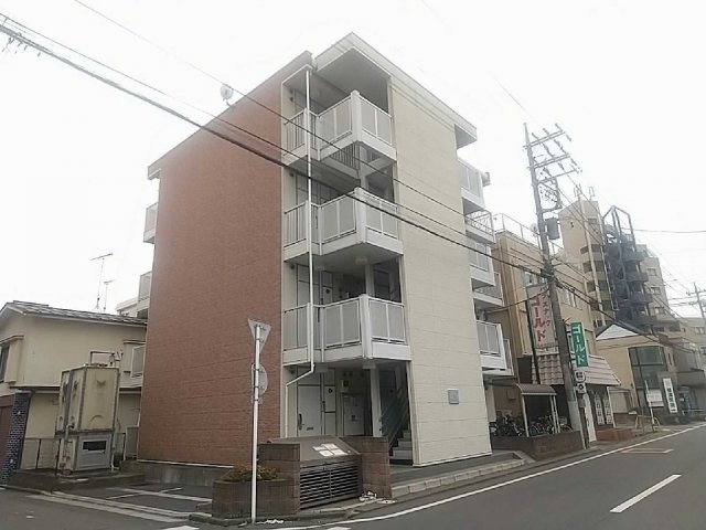 レオパレス彩の外観|物件の外観です