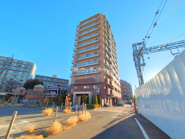 アンビシャスシティ春日部　中古マンションの外観