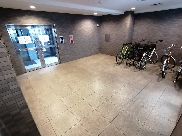 神戸市東灘区青木５丁目の賃貸マンションのロビー