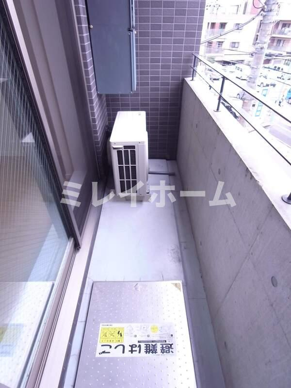 リブリ・K & W 上池台のバルコニー