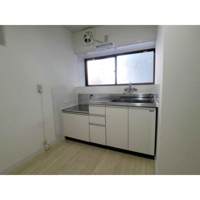 【キッチン】 | 大塚ハイツ2号棟 | きれいなキッチンです