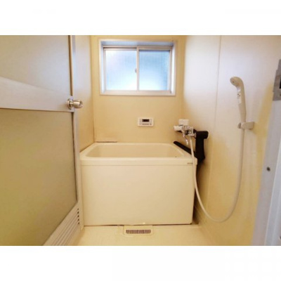 【浴室】 | 大塚ハイツ2号棟 | コンパクトで使いやすいお風呂です