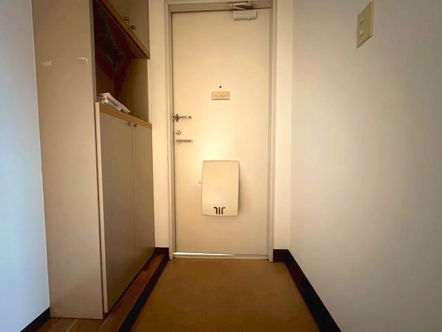 メゾン・ド・グリュの玄関