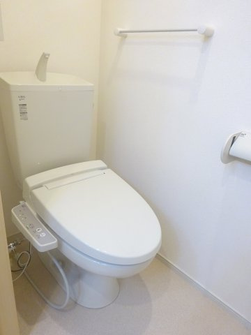 パーク　アクシスＡのトイレ|落ち着いた色調のトイレです