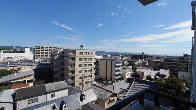 徒歩９分圏内に２沿線利用ＯＫ◆２０２５年９月リフォーム完了の美室◆シンフォニー桃山の展望|バルコニーからの展望