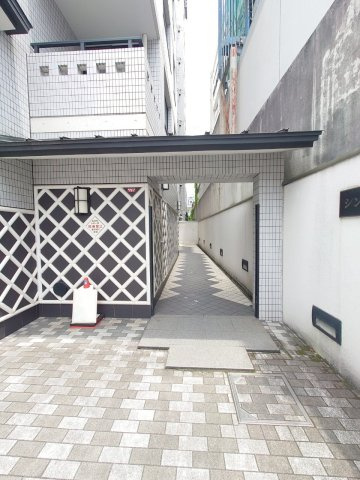 徒歩９分圏内に２沿線利用ＯＫ◆２０２５年９月リフォーム完了の美室◆シンフォニー桃山のその他|エントランス