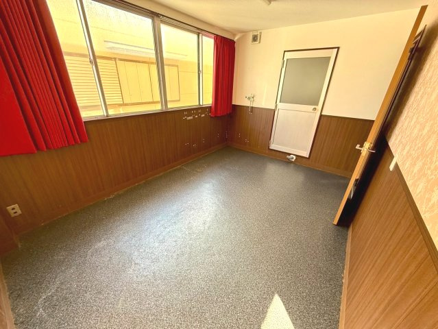 三河安城東町一丁目ビルの内装