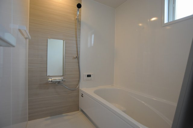 東邦ピュアコート青木島乙Ⅱ　建売住宅　2号棟の浴室