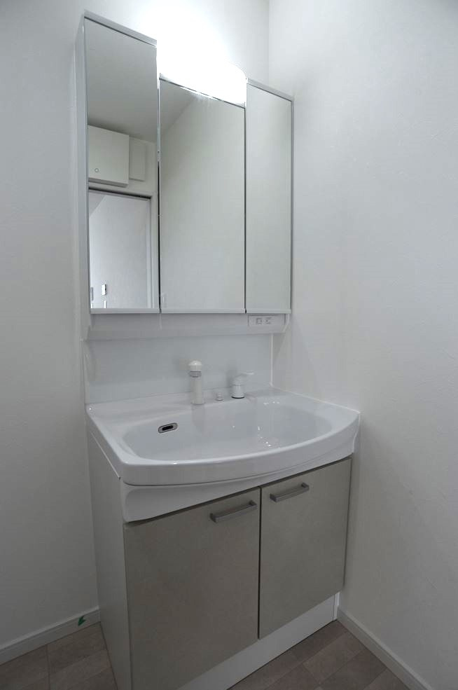 東邦ピュアコート青木島乙Ⅱ　建売住宅　2号棟の洗面所