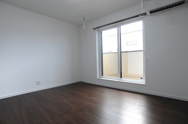 東邦ピュアコート青木島乙Ⅱ　建売住宅　2号棟の洋室