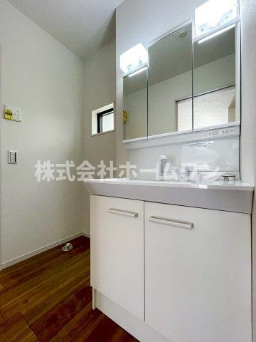 青梅市新町6期　新築戸建の独立洗面台|独立洗面台、朝の身支度には欠かせません
