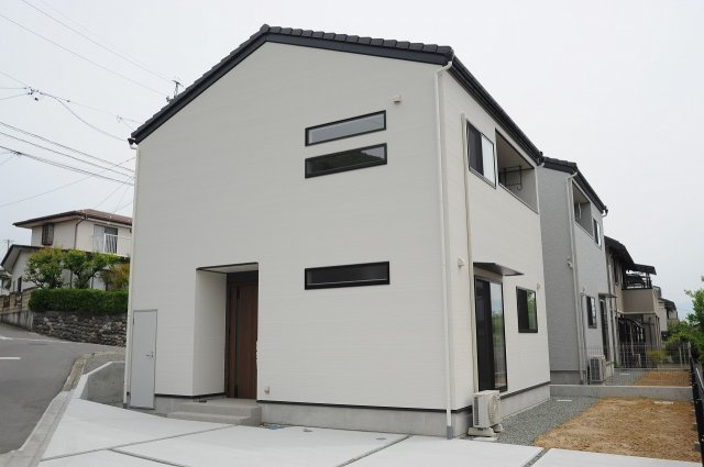 安茂里杏花台　建売住宅　2号棟