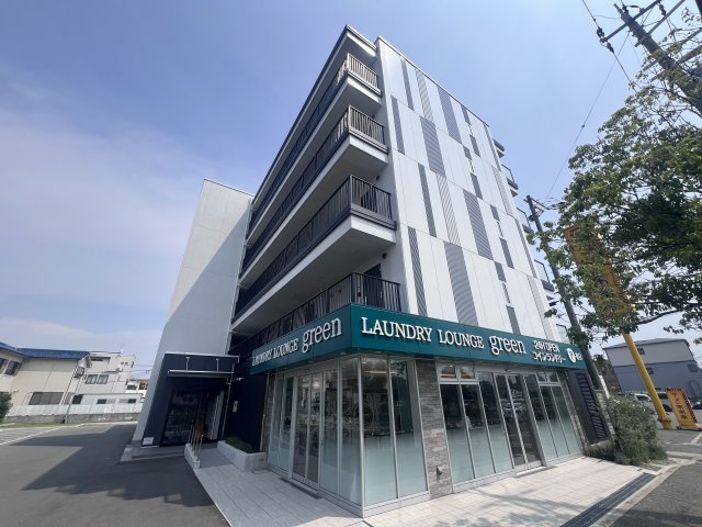 ブルーム土山の外観