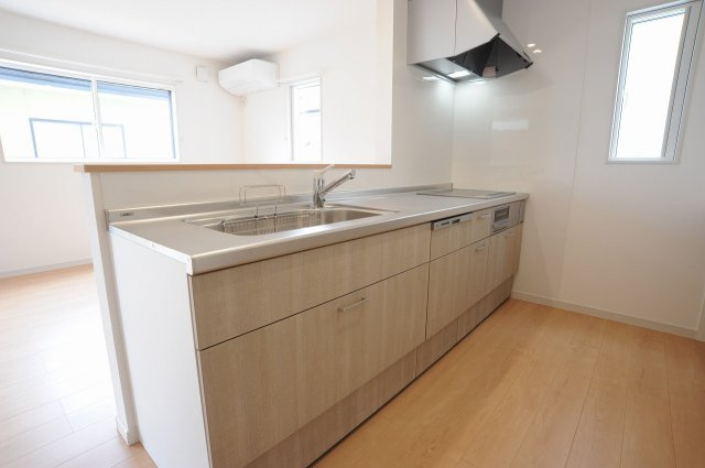 安茂里杏花台　建売住宅のキッチン