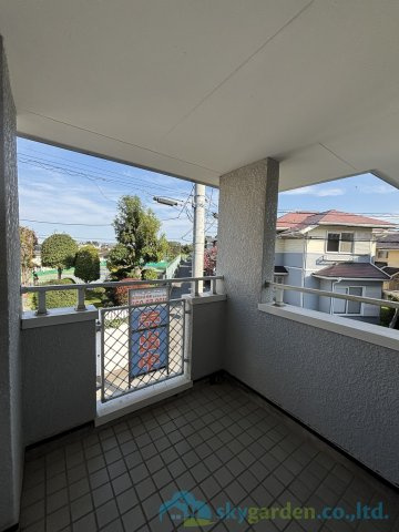 厚木市毛利台2丁目　中古戸建のバルコニー