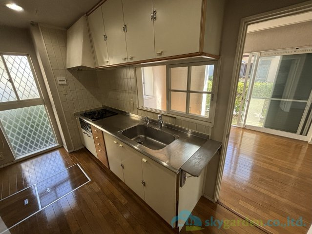 厚木市毛利台2丁目　中古戸建のキッチン