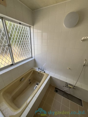 厚木市毛利台2丁目　中古戸建の浴室