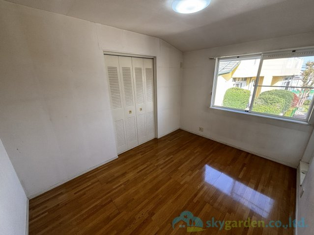 厚木市毛利台2丁目　中古戸建の洋室