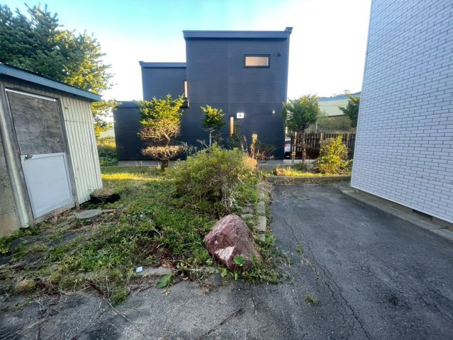 武佐1-48-5貸家の庭