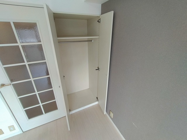 神戸市東灘区青木５丁目の賃貸マンションの収納|クローゼット